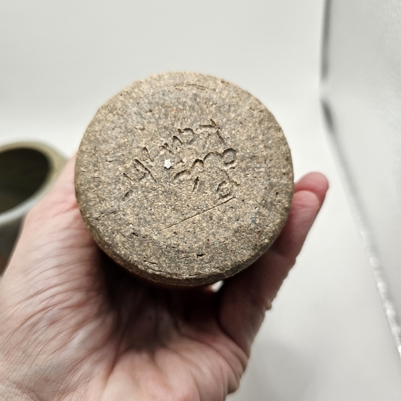 Studio pottery stoneware Gas Fired ceramic Japanese Cup and sake Bottle or Vase - Picture 7 of 7